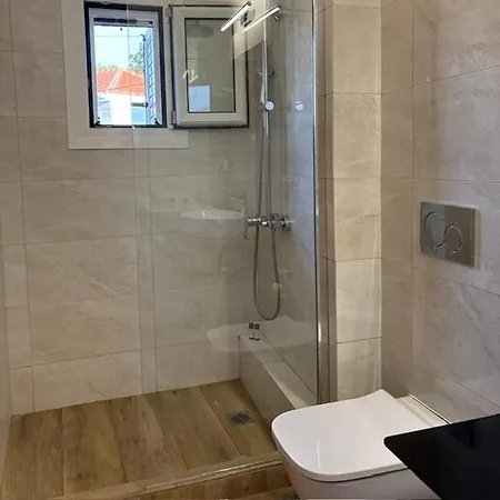 Dom wakacyjny Elea Petrochori *