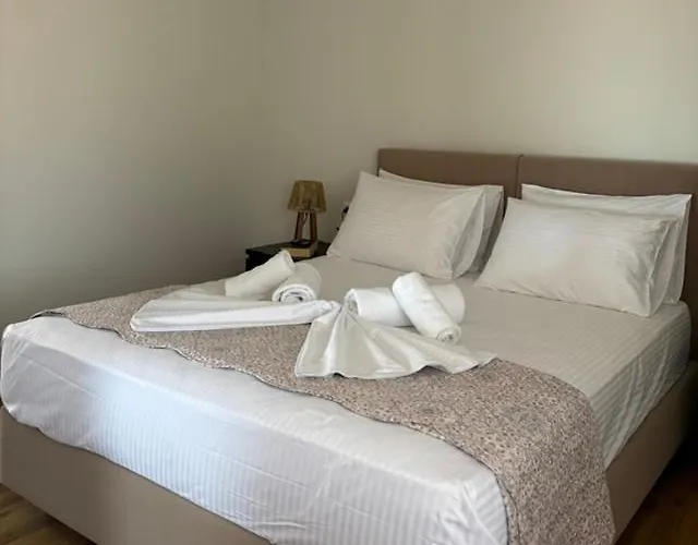 Elea Petrochori * Petrochori (Peloponnese)